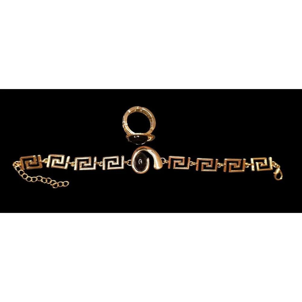 NWT Fashion Inspired Unbranded Gold &‎ Black Bracelet & Ring Set